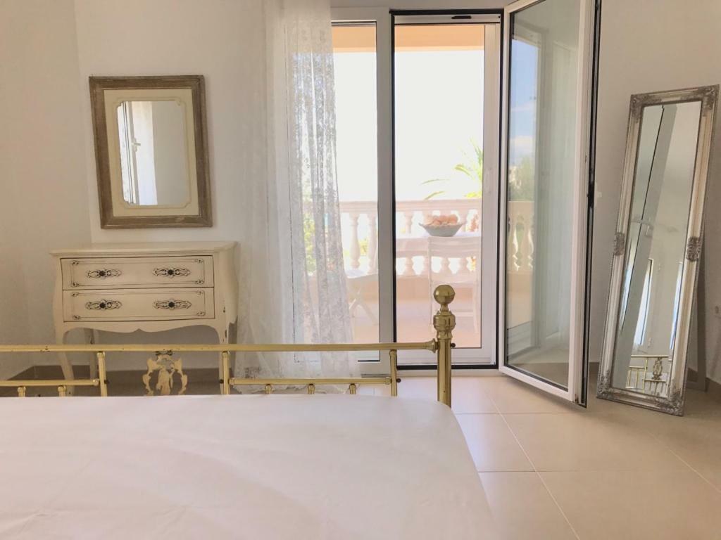 Villa Korais Luxury 3Br Apt With Sea View 塞萨洛尼基 外观 照片